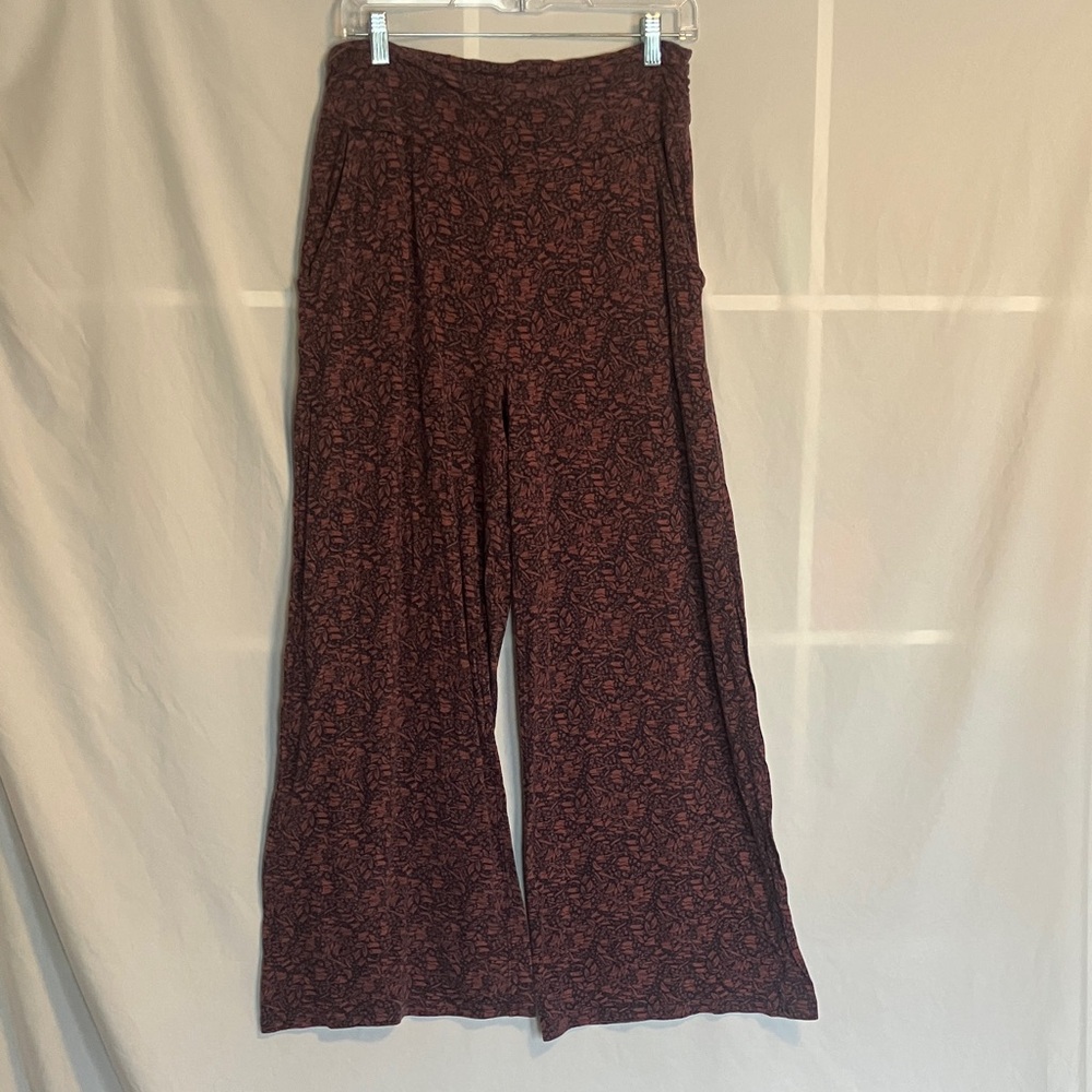 Toad&Co Wide Leg Lounge Pants in Deep Burgundy Floral